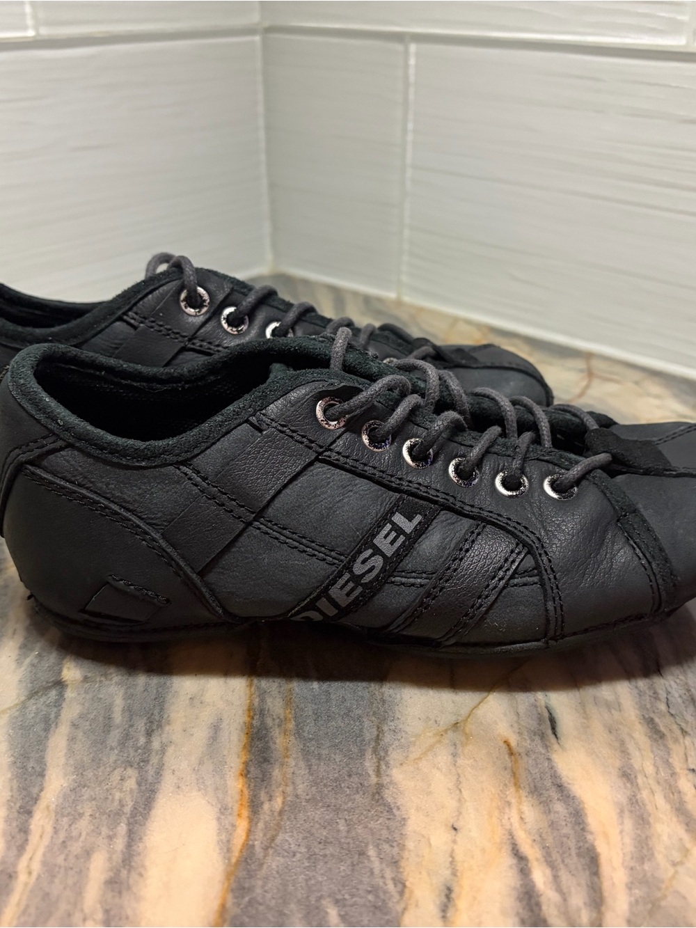 Diesel Rollie Low Top Women 5.5 Charcoal Black Leather Training Shoes Sneakers